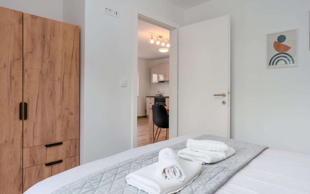 Number One Apartments Вир Экстерьер фото