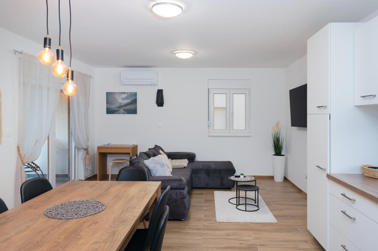 Number One Apartments Вир Экстерьер фото